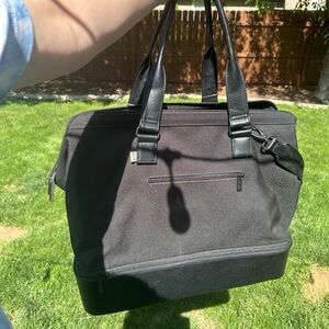 BEIS Weekender, used like new